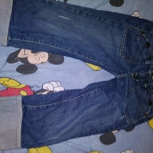 Loose blue jean capris